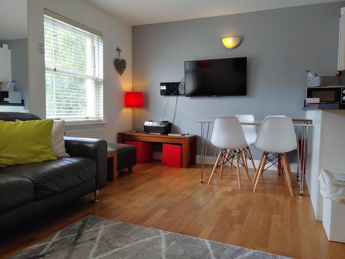 The Bath House Apartments - Free 1St Breakfast - Free Parking Luaran gambar