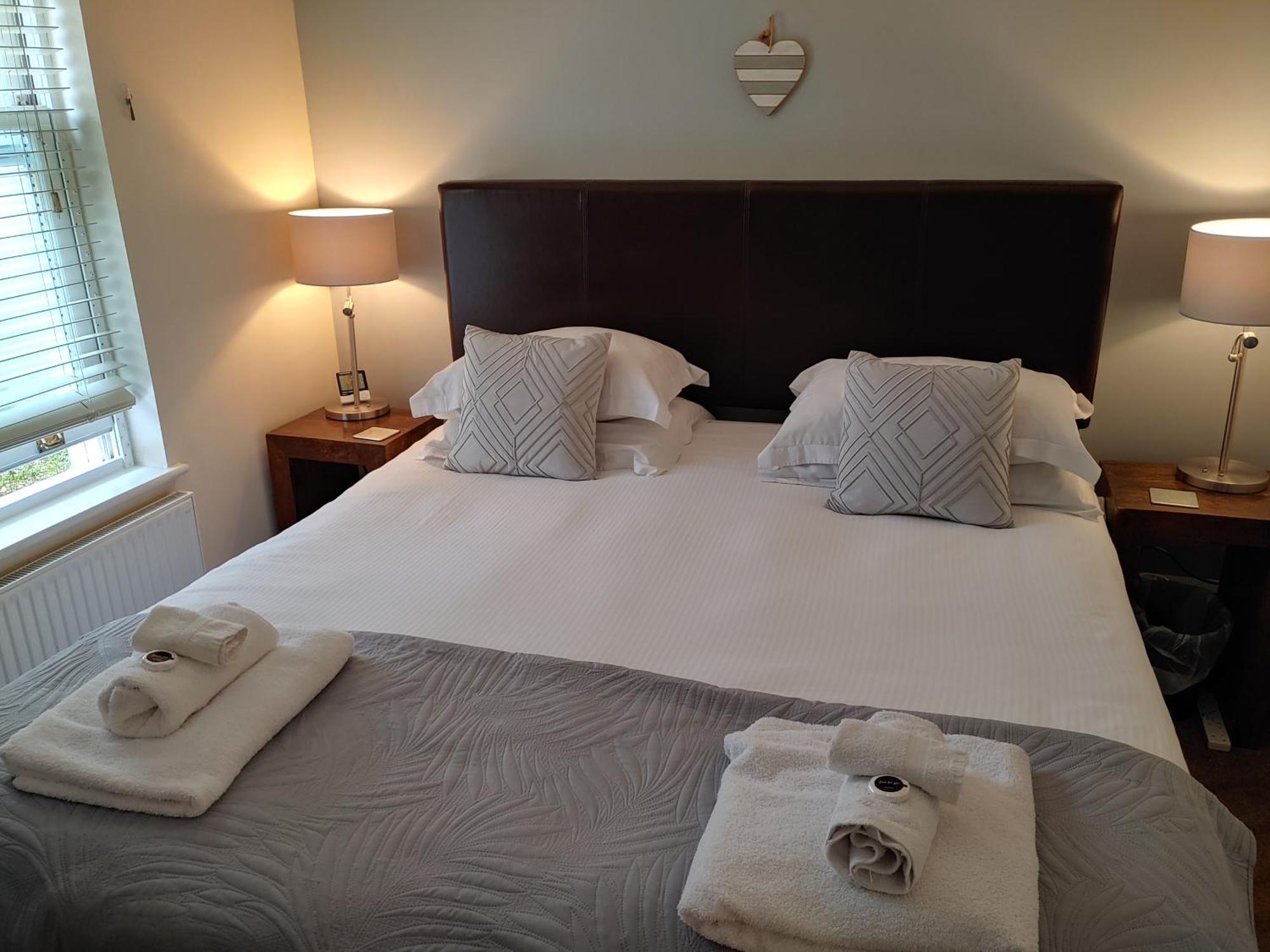 The Bath House Apartments - Free 1St Breakfast - Free Parking Luaran gambar